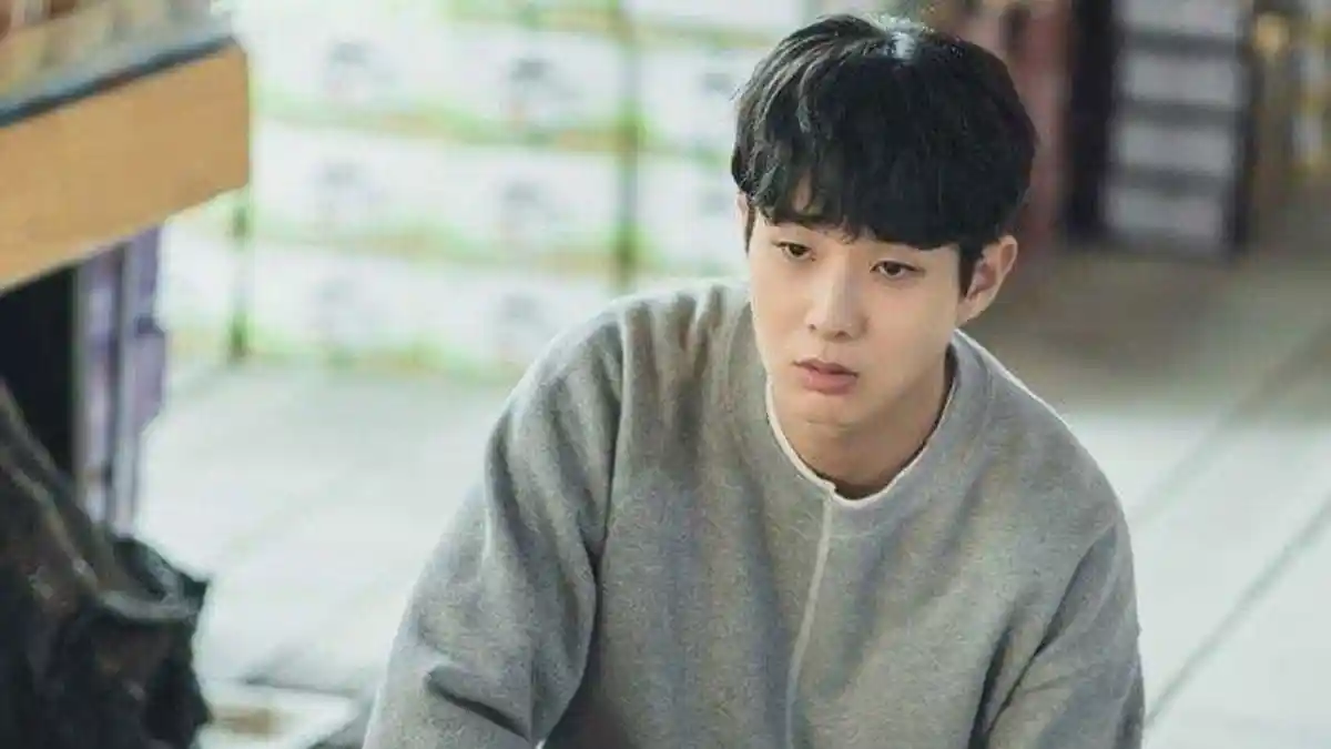 SINOPSIS Drama Korea Our Beloved Summer Episode 3, Yeon Soo dan Ung Menolak Tawaran