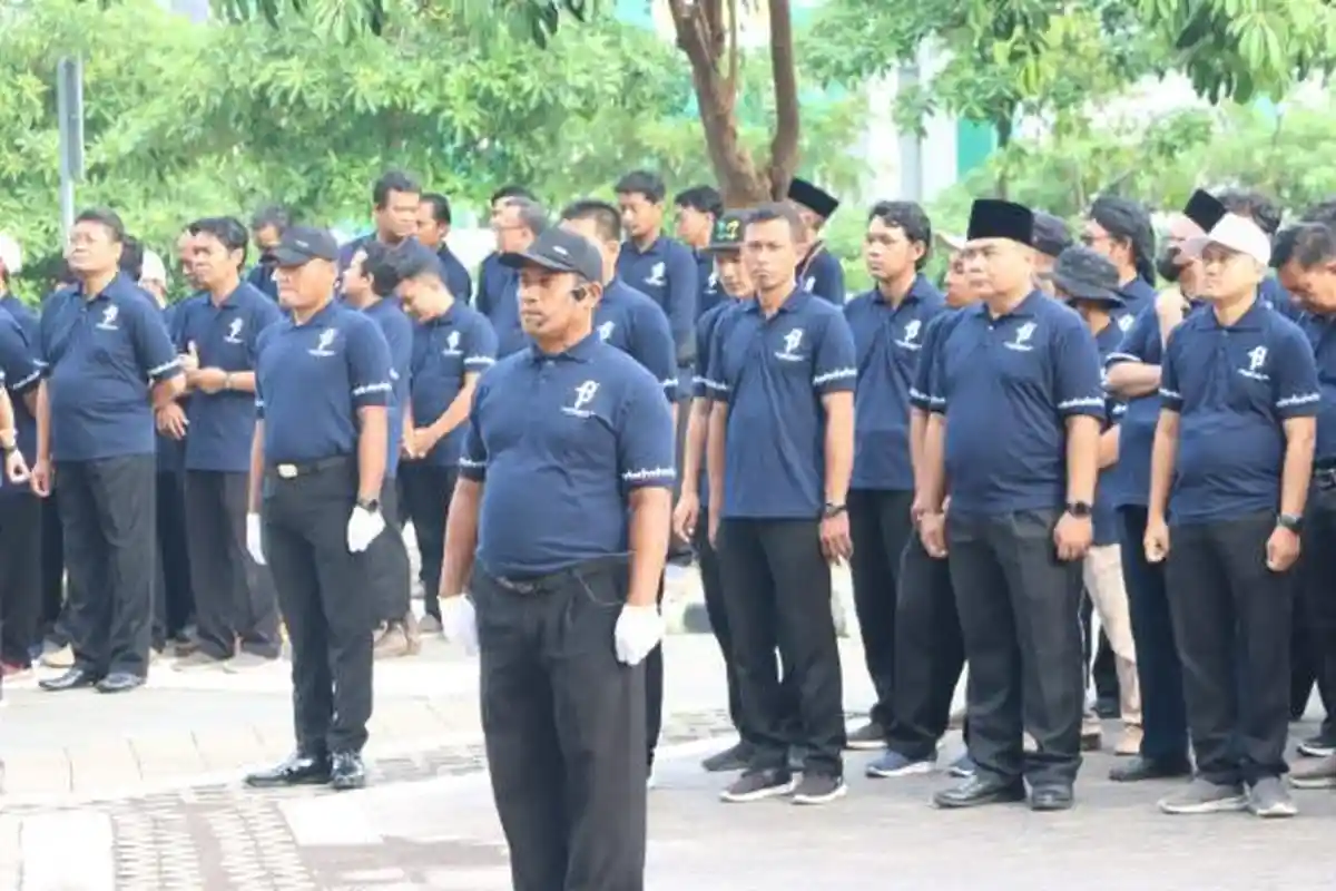 Sambut Hari Hari Amal Bhakti Kemenag ke-78, UIN Walisongo Gelar Apel Seluruh Pegawai