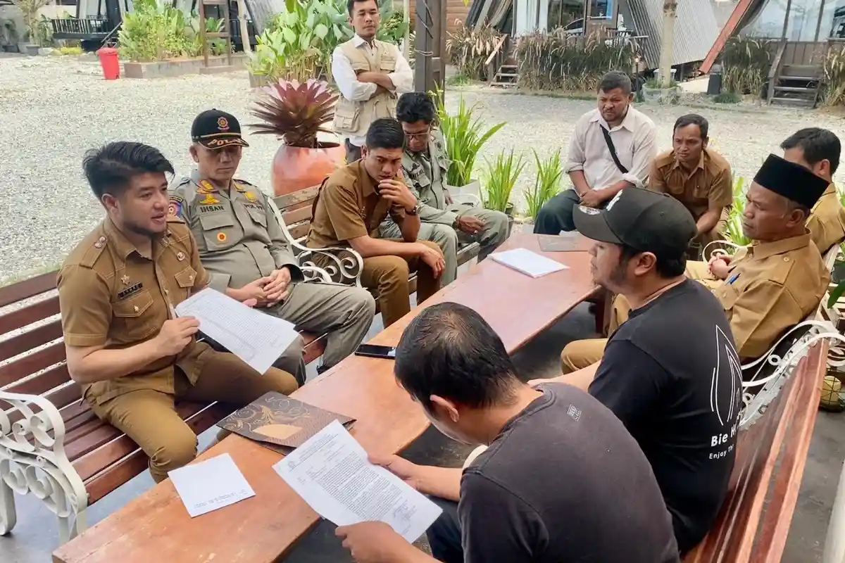 Tingkatkan Kesadaran Kewajiban Pajak Daerah, BPKK Aceh Tengah dan Satpol PP Datangi Para Wajib Pajak