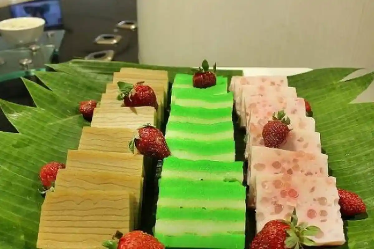 Cara Membuat Kue Lapis Tepung Beras, Simak Tips Agar Hasilnya Tidak Terlalu Lembek dan Tetap Kenyal