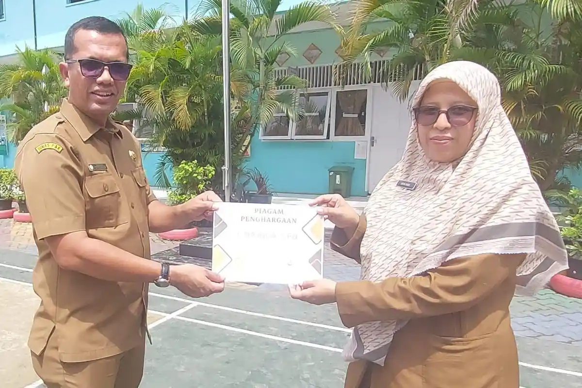 Isna Dinobatkan Jadi Guru Berprestasi Lhokseumawe 2023, Ini Profil Lengkap Guru SDN 1 Banda Sakti