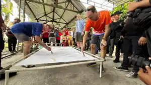Delegasi-IVCA-Rally-2026-mencoba-membuat-Batik-Ciprat.jpg