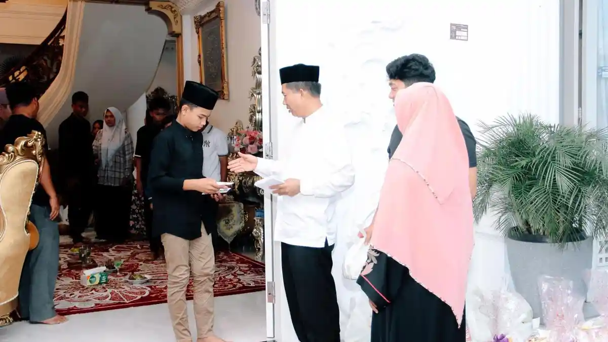 Peringati Maulid Nabi, Salman Alfarisi Santuni Anak Yatim di Abdya