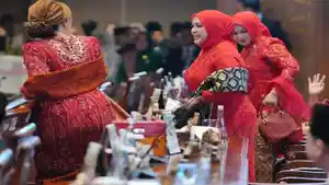 Rita-Suryani-dilantik.jpg