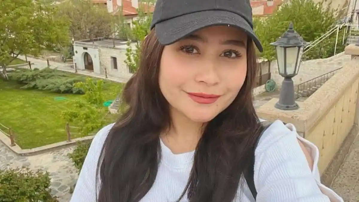 Prilly Latuconsina Sindir Selebgram yang Terkenal Lewat Settingan, Minta Tak Berkhianat ke Jati Diri