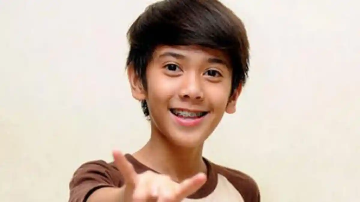 Walau Jadwal Padat, Iqbal CJR Tetap Berprestasi di Sekolah