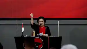 Megawati-Soekarnoputri-saat-sambutan-Rakernas-II-PDIP-di-Sekolah-Partai.jpg