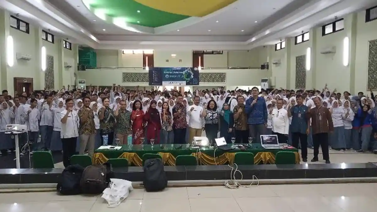 Sosialisasi ke Pelajar SMK, Ilunet Dorong Pengembangan Energi Terbarukan