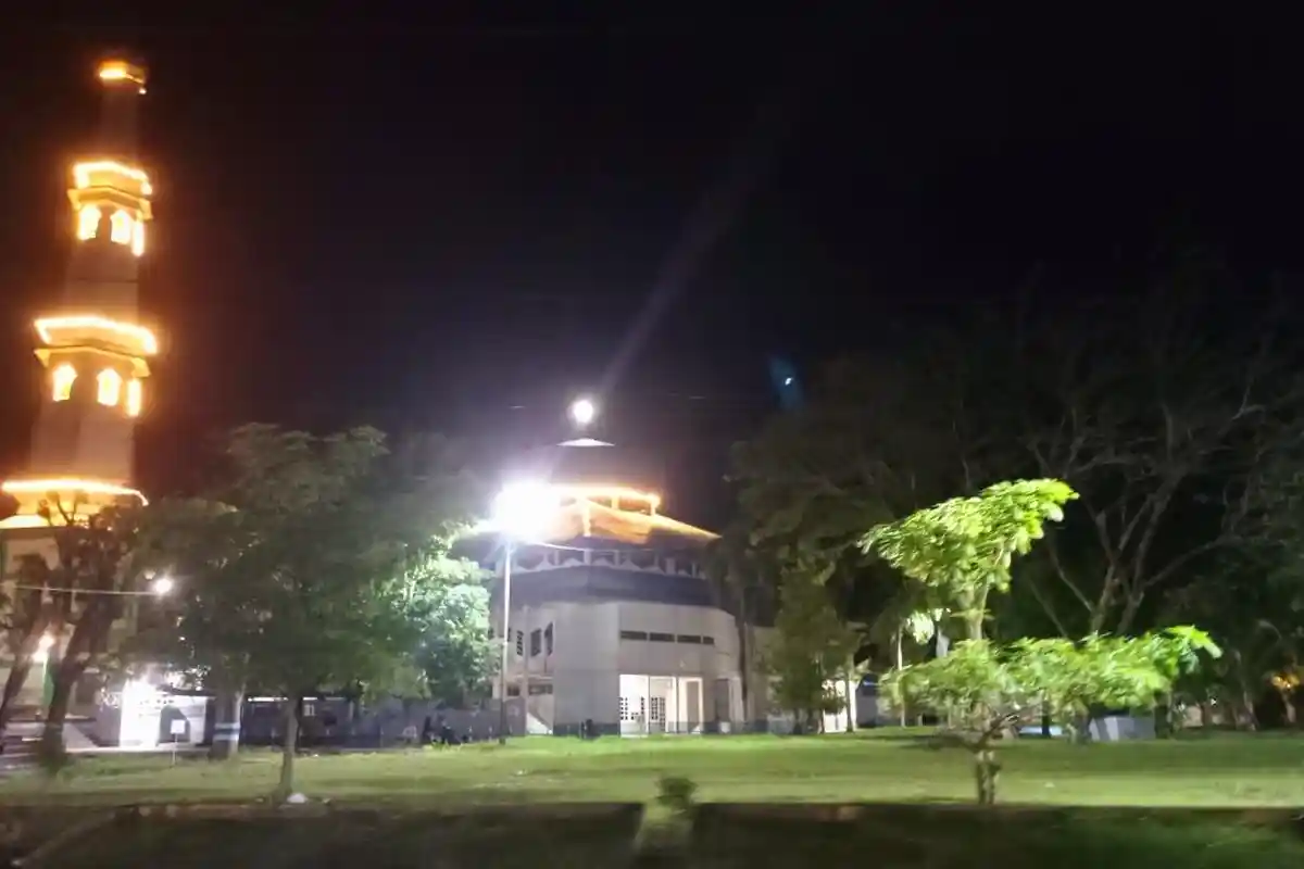 Intip Potret Keindahan Masjid Agung Almubarak Tolitoli