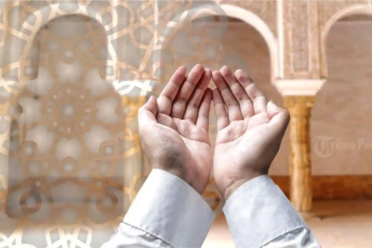 BACAAN Alhamdulillah Alladzi 'afani Mimmabtalaka Doa Tolak Bala Memohon Dihindari Musibah dan Bahaya