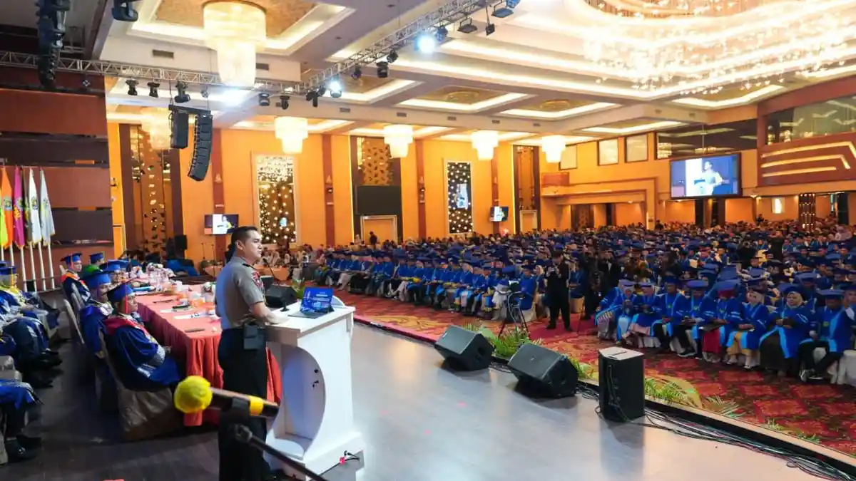 Waspada Narkotika! Kapolda Sumut Desak Wisudawan UMSU Jaga Persatuan