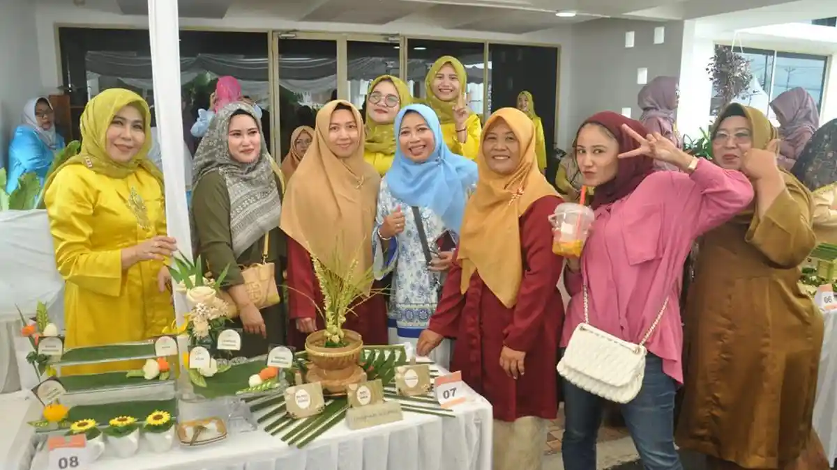 Dispar Kepri Sajikan 3 Kue Khas Melayu Kepri saat Dekra Fest 2023