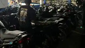 Tim-Star-Reborn-Polres-Lhokseumawe-mengamankan-11-unit-sepeda-motor-dari-para-remaja.jpg