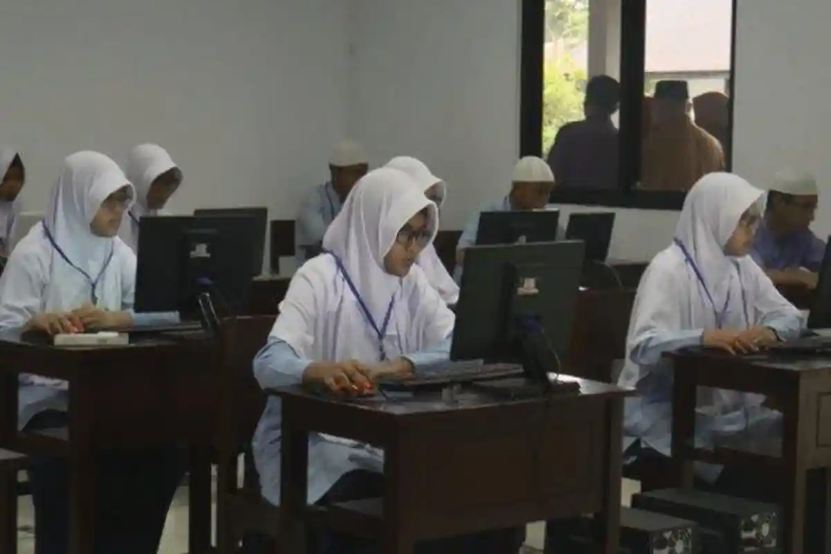 Tahun Ini Dua Sekolah di Kota Ambon Tak Laksanakan Ujian Nasional Berbasis Komputer, Ini Alasannya