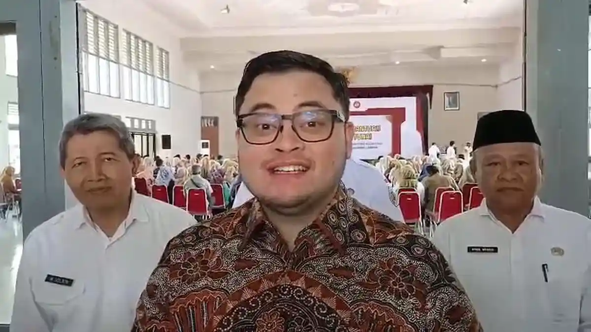 Bupati Kediri Mas Dhito Buka Opsi Ngantor di Kecamatan Pasca Kerusuhan