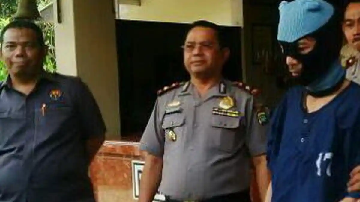 Gara-gara Tagih Uang Rp 1.000, Kondektur Bus Ditikam Penumpang
