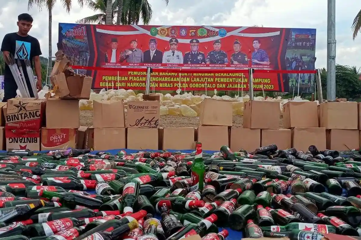 30 Ribu Liter Miras Sitaan Dimusnahkan Polda Gorontalo
