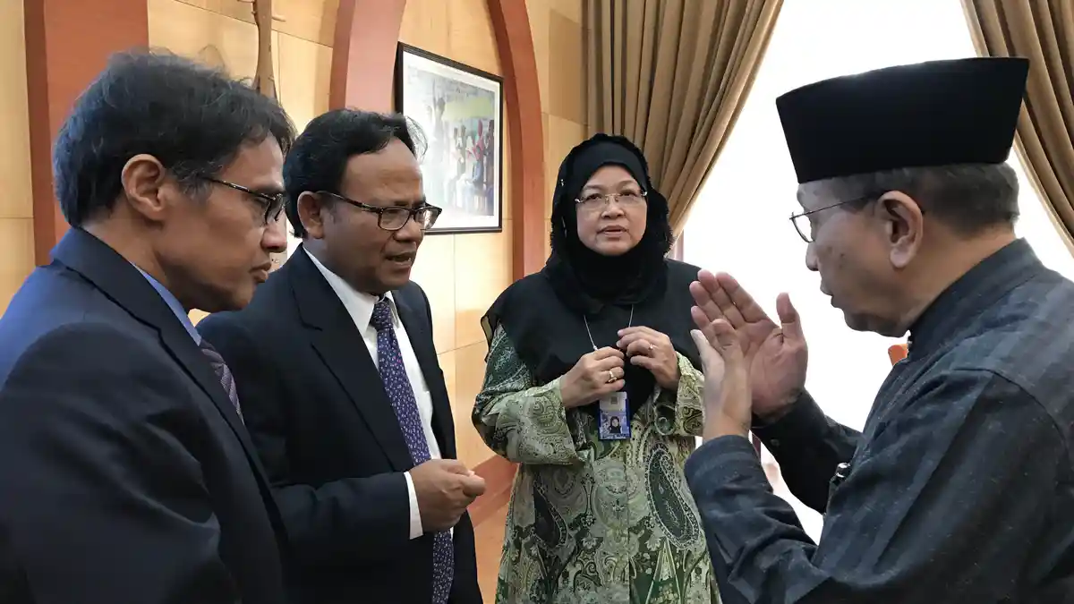 UIII Akan Miliki Tujuh Fakultas, Tahap Awal Dibuka Tiga