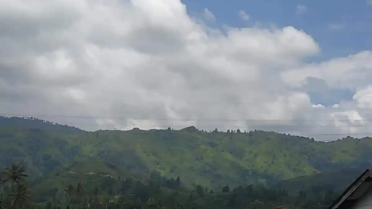 Wali Kota Sungai Penuh Dorong Pemanfaatan Lahan Kering di Kawasan Pesisir Bukit
