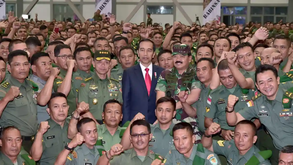 Jokowi Puji Partisipasi Aktif Babinsa dalam Pembangunan Desa