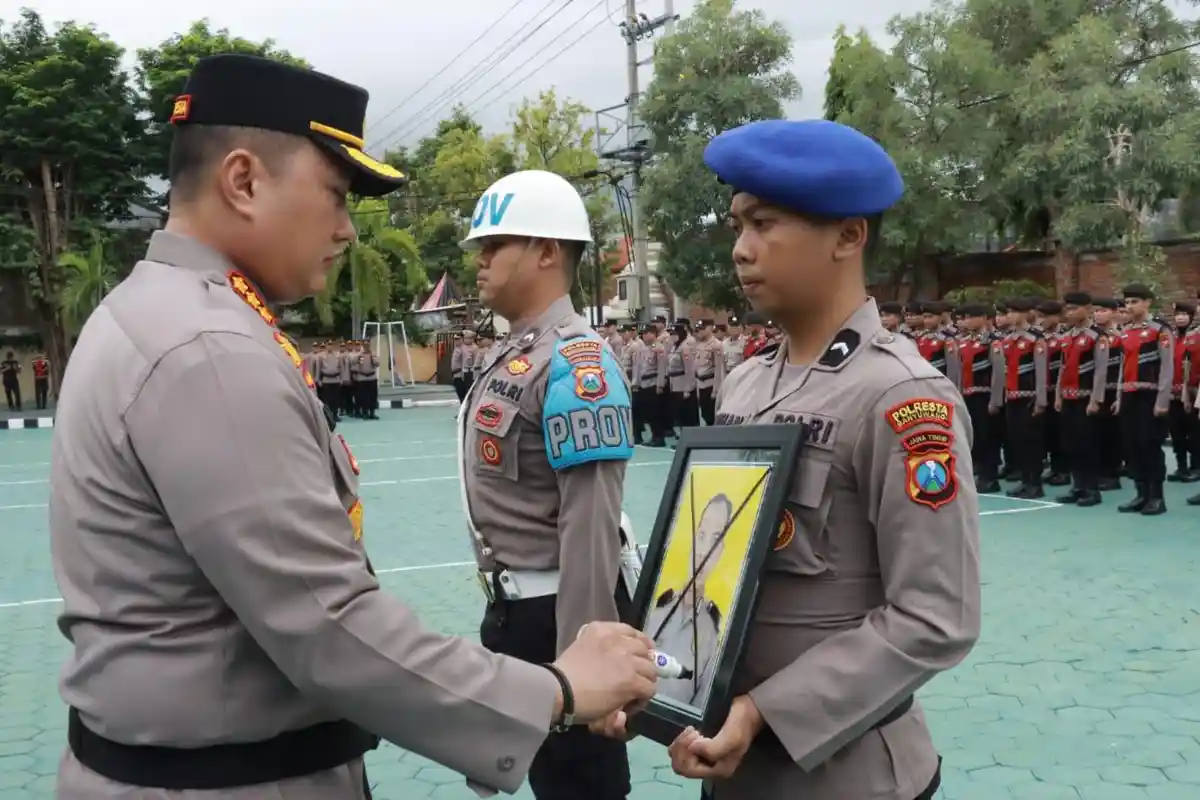 Ada 2 Polisi di Polresta Banyuwangi Dipecat Secara Tidak Hormat, Terlibat Kasus Narkoba
