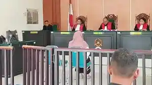 sidang-terdakwa-kasus-kopi-sianida-di-Pacitan.jpg