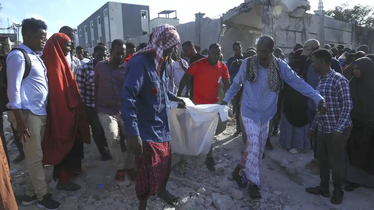 Bom di Somalia: Al-Shabaab Sengaja Targetkan Kementerian Pendidikan, 120 Orang Tewas dan 320 Terluka