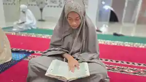 Siswa-Sekolah-Rakyat-di-Aceh-Besar-Menjalani-Kegiatan-Keagamaan-saat-Ramadan.jpg