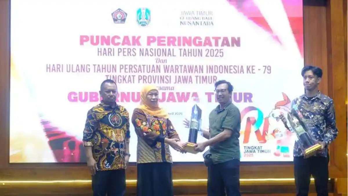 Harian Surya Raih Juara 1 di PWI Jatim Awards 2025 Dalam Peringatan Hari Pers Nasional