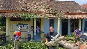 ataprumahangin.jpg