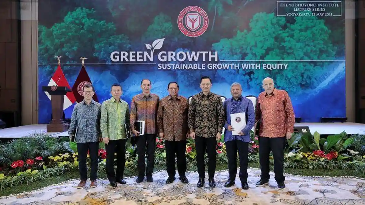 TYI Lecture Series, SBY Sebut Krisis Iklim dan Krisis Lingkungan Itu Nyata