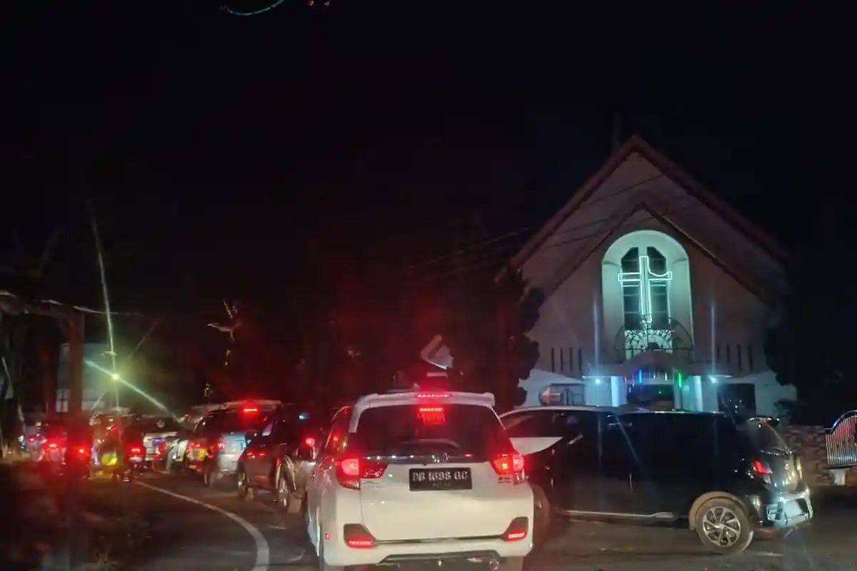 Breaking News, Suasana Arus Balik Pengucapan Syukur Minahasa di Langowan Sulawesi Utara Macet Total