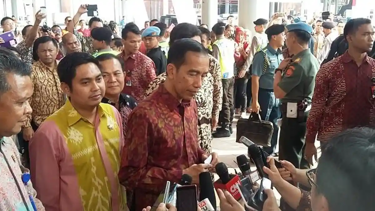 Presiden Jokowi : Daerah Agar Tindak lanjuti Paket Kebijakan