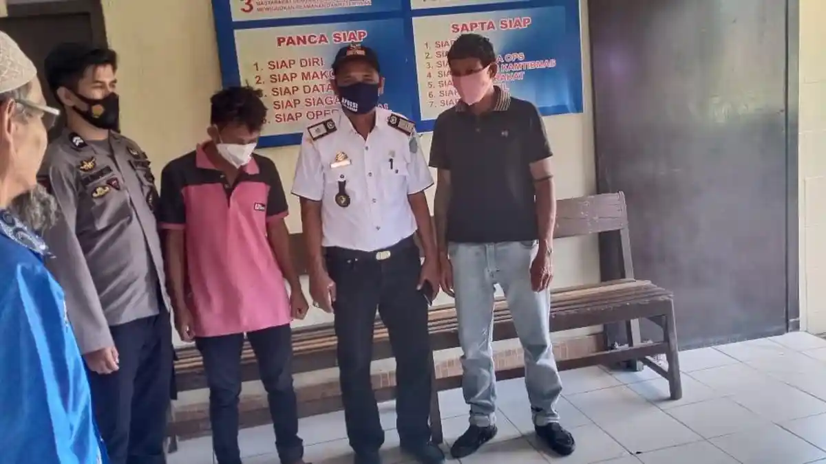 Tebas Tangan Warga Pitumpanua Wajo Hingga Putus, Lelaki Asal Sidrap Ini Menyerahkan Diri ke Polisi