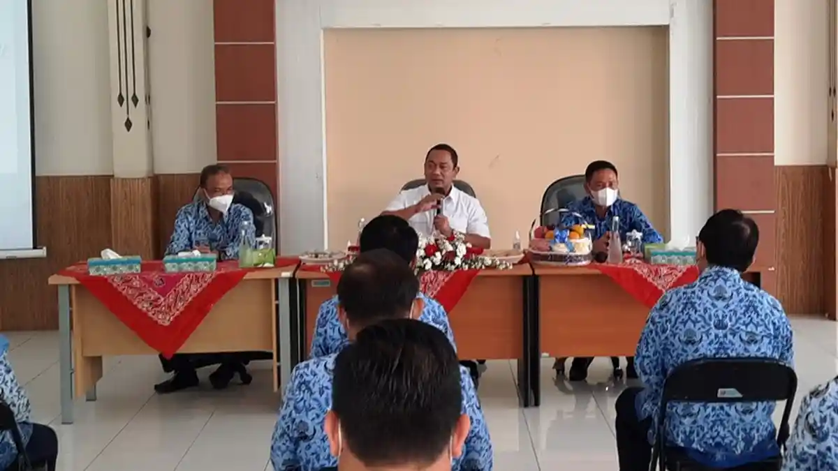 Beri Motivasi ASN Pemkot Semarang, Hendi Minta Kerja Cerdas Layani Masyarakat