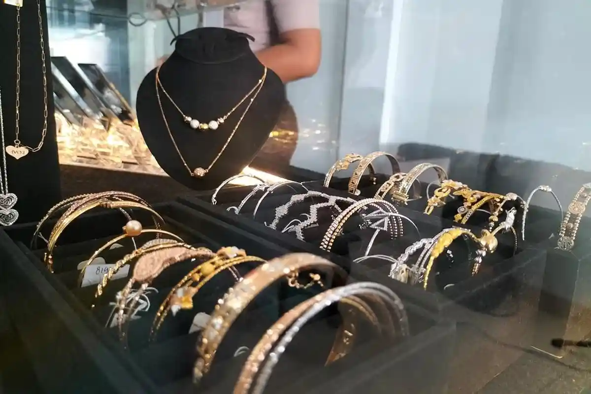 Harga Logam Mulia Berangsur Turun, Segini Harganya di Galeri 24 Kota Jambi