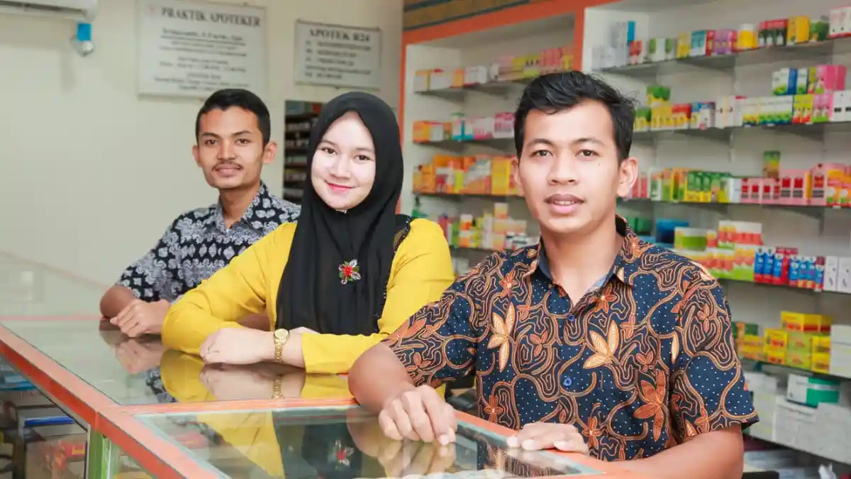 Apotek R24 Batam Buka Layanan Praktek Dokter dan Layanan Konsultasi Online