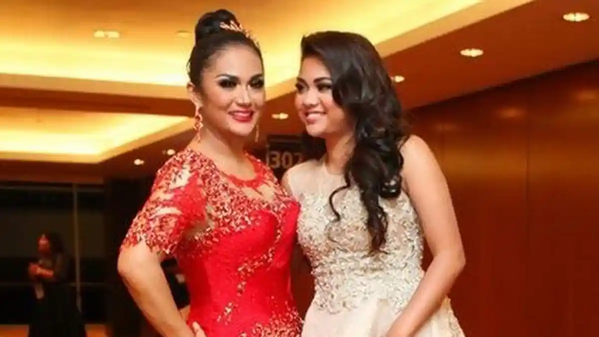 Begitu Menyayat, Inikah Bukti Jika Aurel Tak Anggap Lagi Krisdayanti Ibunya? Menyakitkan!