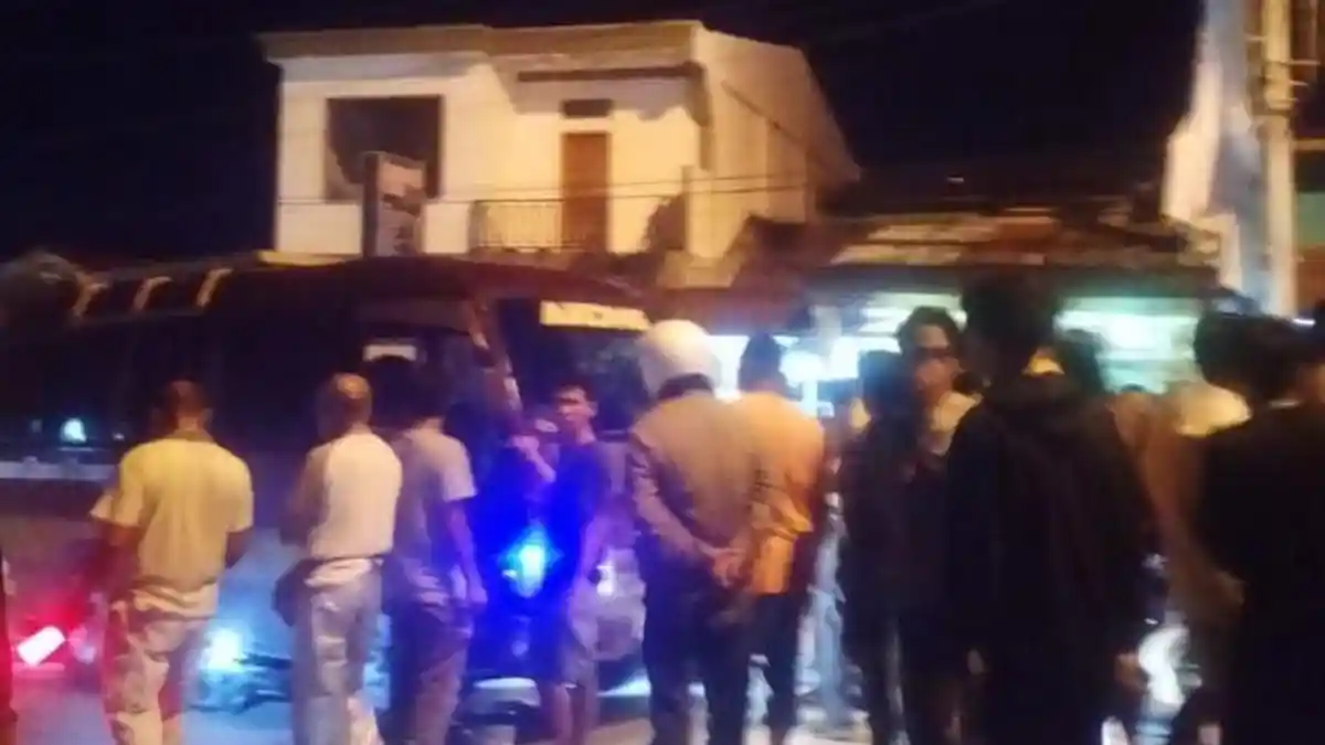 Pengendara Sepeda Motor Tabrak Angkutan Penumpang di Taput, Satu Meninggal Dunia dan Satu Alami Luka