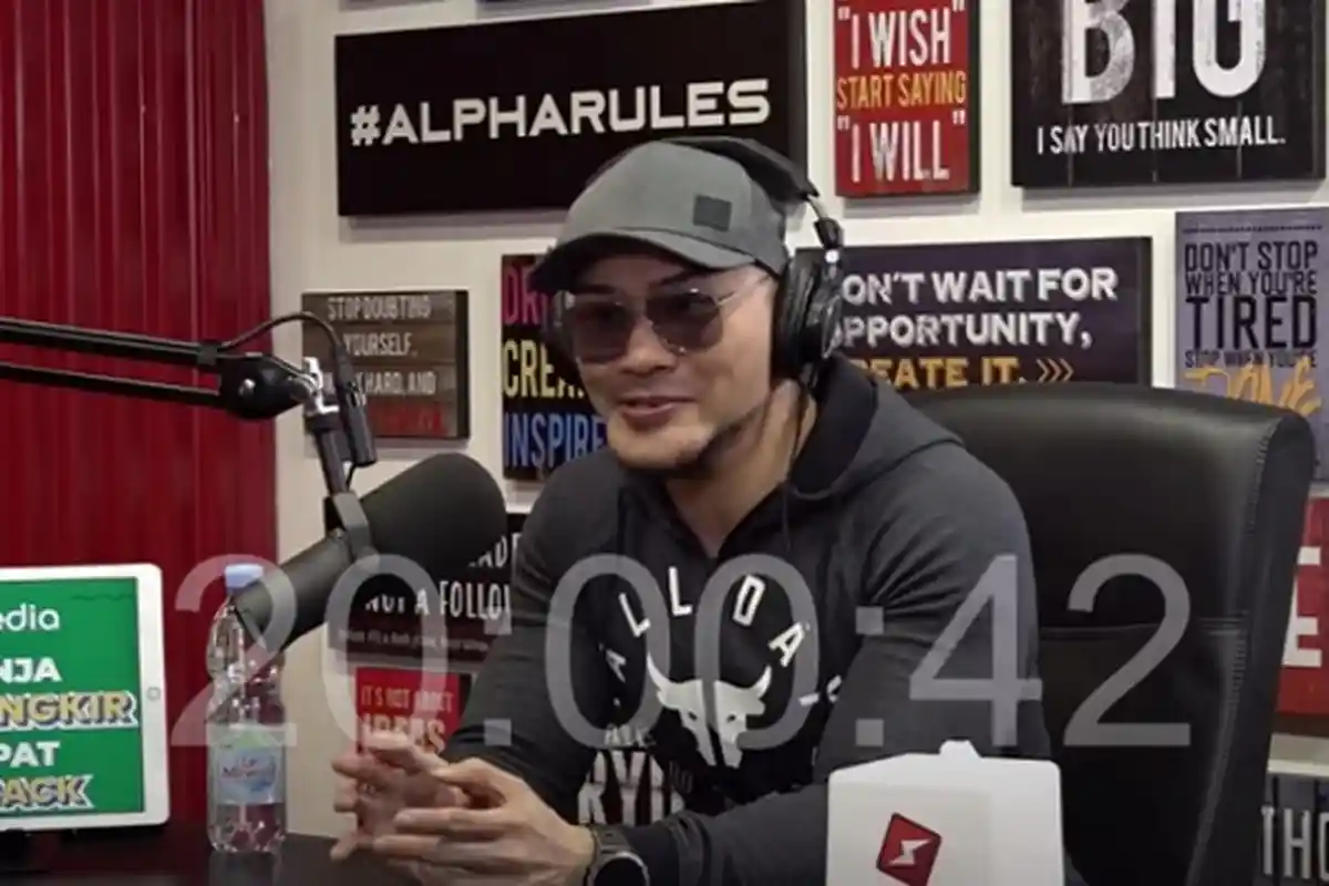 Joseph Paul Zhang Jadi Tersangka Penista Agama, Deddy Corbuzier Labeli Sebagai Badut