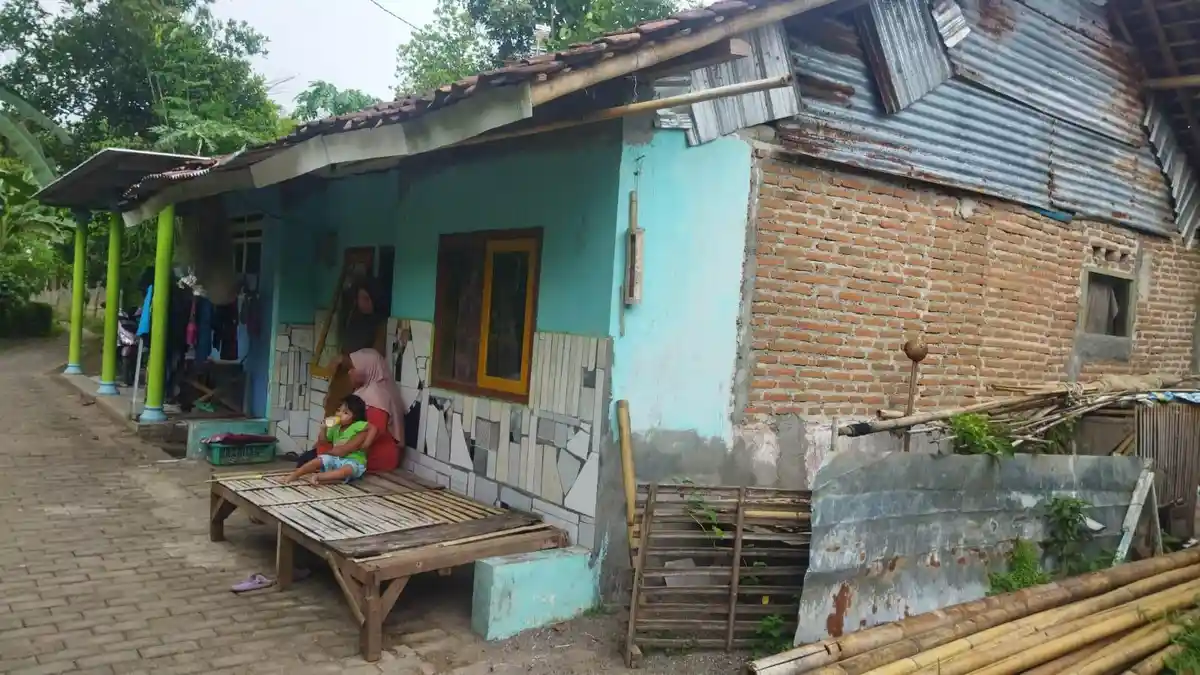 Maling Kepergok Tak Pakai Celana, Langsung Kalungkan Celurit ke Wanita di Jember, Curi Handphone