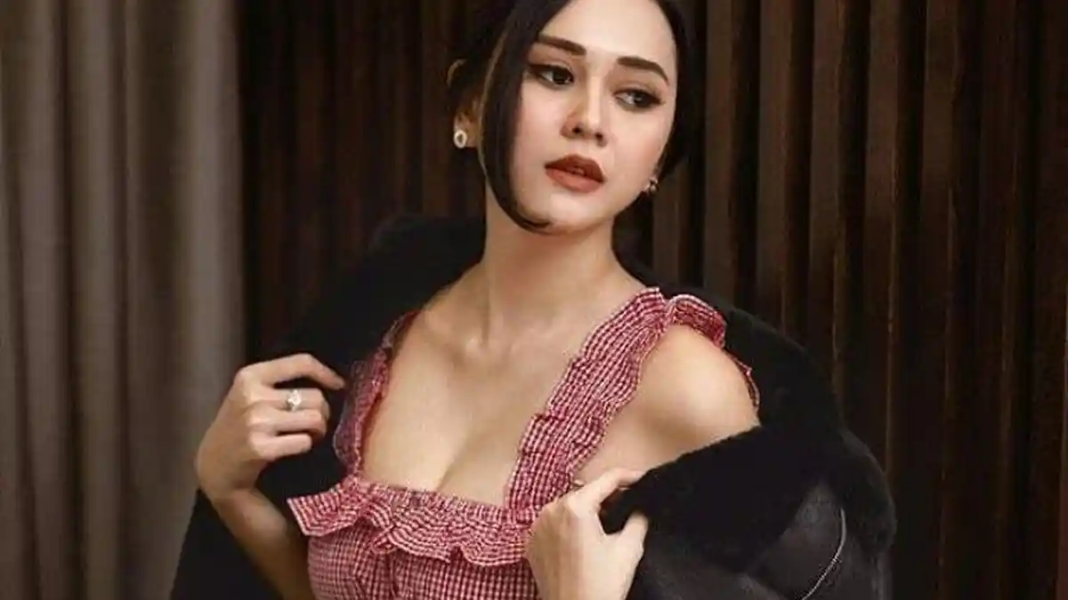 Dinyinyiri, Jadi Bahan Gosip hingga Difitnah Jadi Ketakutan Aura Kasih Menjadi Artis