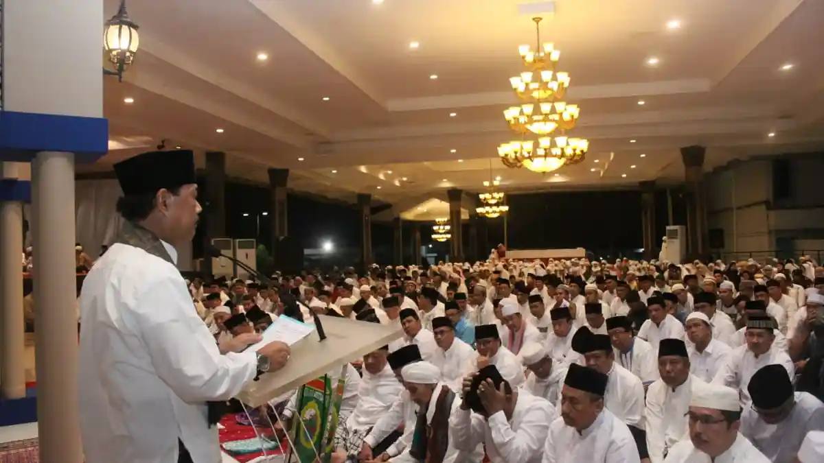 Keutamaan Sholat Tarawih Malam Kelima, Berikut Bacaan Niat Tarawih dan Witir & Bacaan Bilal Tarawih