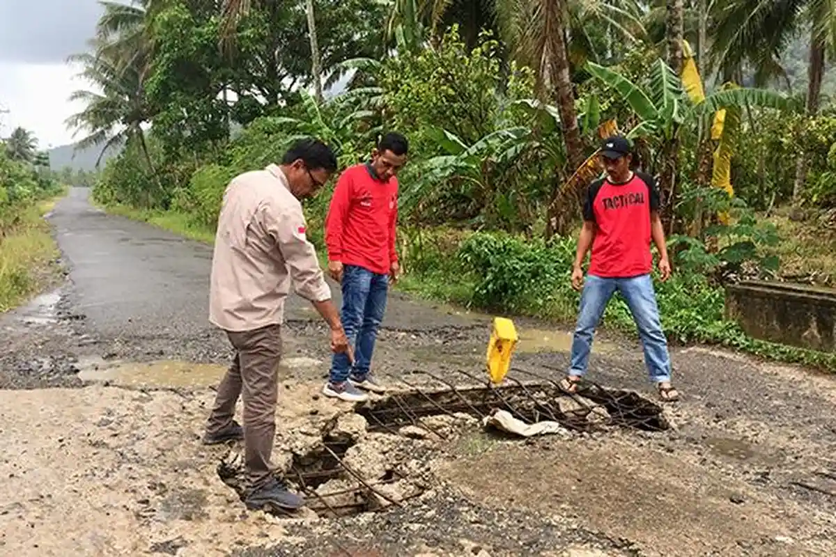 DPRD Lampung Barat Desak Pemkab Perbaiki Gorong-Gorong Jebol di Suoh