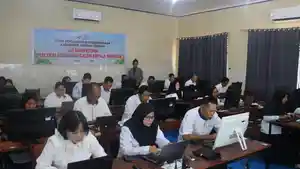 Ujian-65-calon-kepsek-di-mateng.jpg