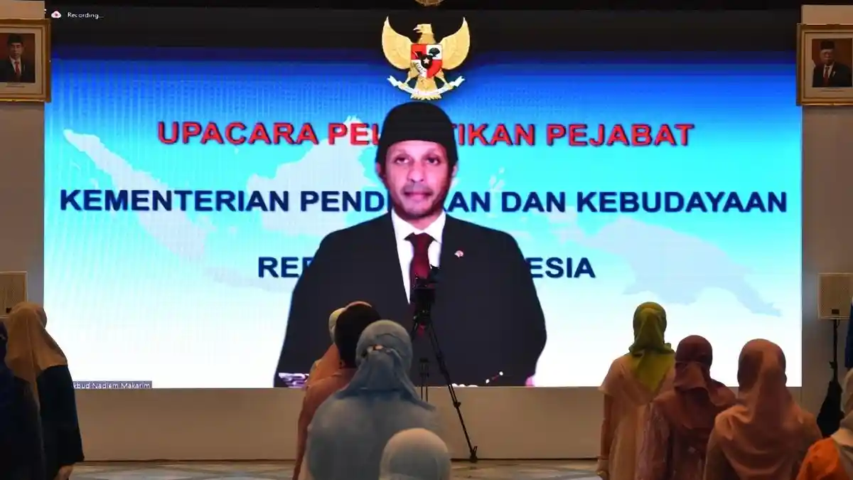 Lantik 42 Pejabat Kemendikbud, Nadiem: Jaga Kepercayaan Masyarakat