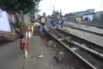 Pintu Perlintasan KA Pasar Gaplok Ditutup