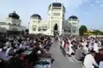 Sholat Idul Fitri 1440 H di Masjid Raya Medan