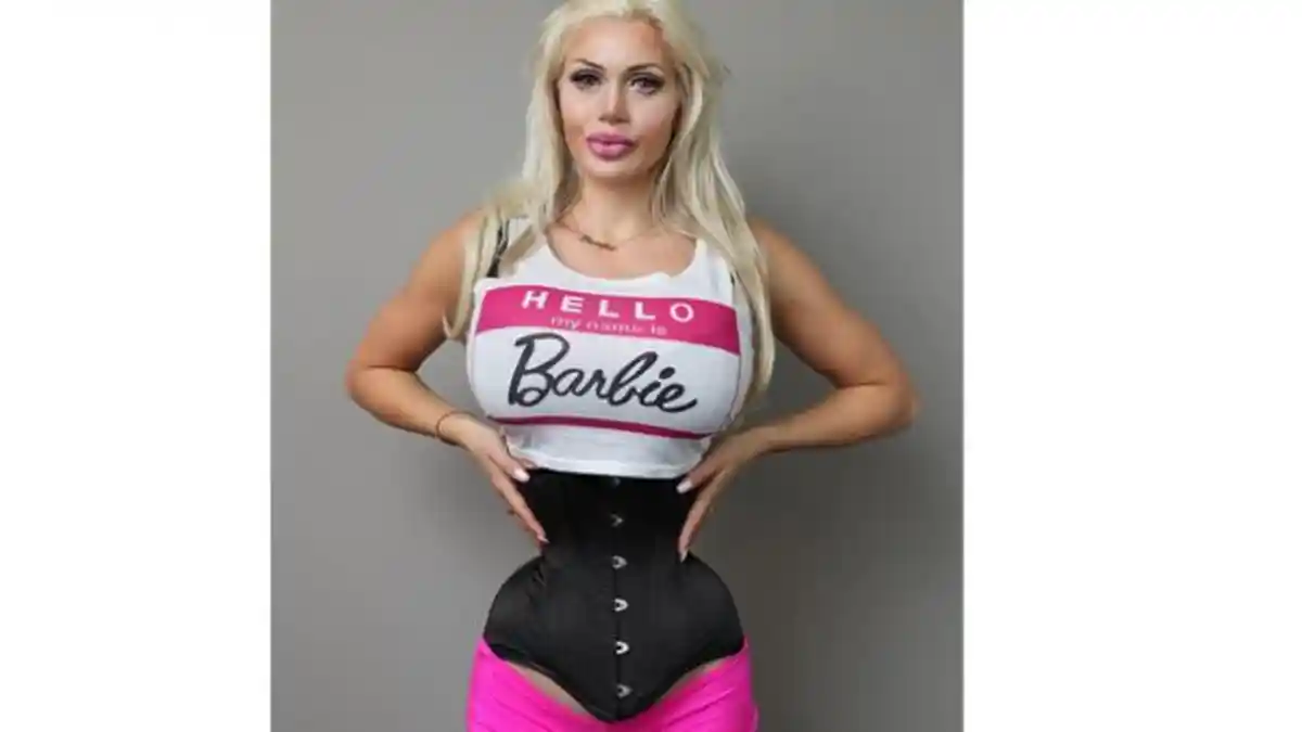 Meski Berbahaya, Pixee Fox Rela Angkat 6 Tulang Rusuk Demi Tampil seperti Barbie
