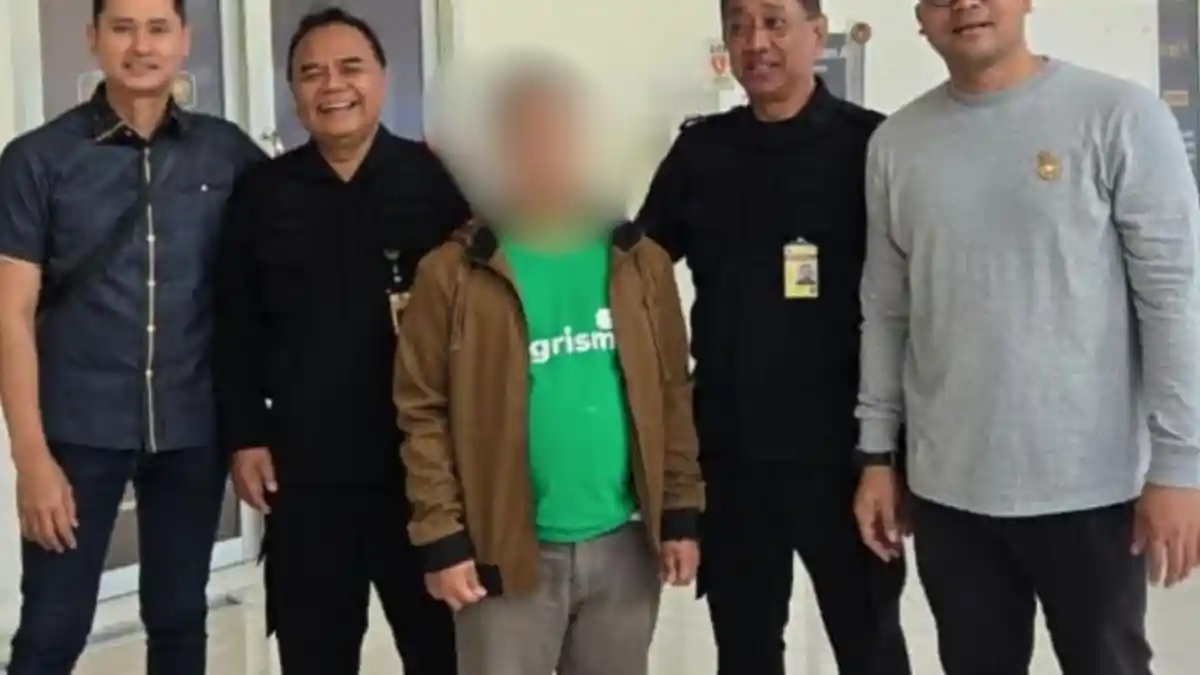 Batas Izin Tinggal Lebih 60 Hari, Kantor Imigrasi Blitar Deportasi WNA Malaysia